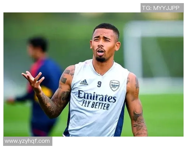 热苏斯在赛场上的崛起与挑战解析以及未来发展前景展望